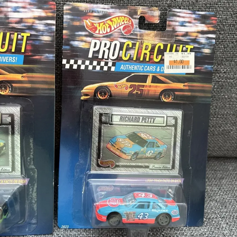 Hot Wheels Kyle Petty #42 Pro Circuit Authentic NASCAR Edition Richard Petty #43